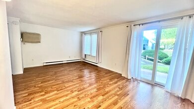 1 Cinnamon Spring in South Windsor, CT - Building Photo - Building Photo