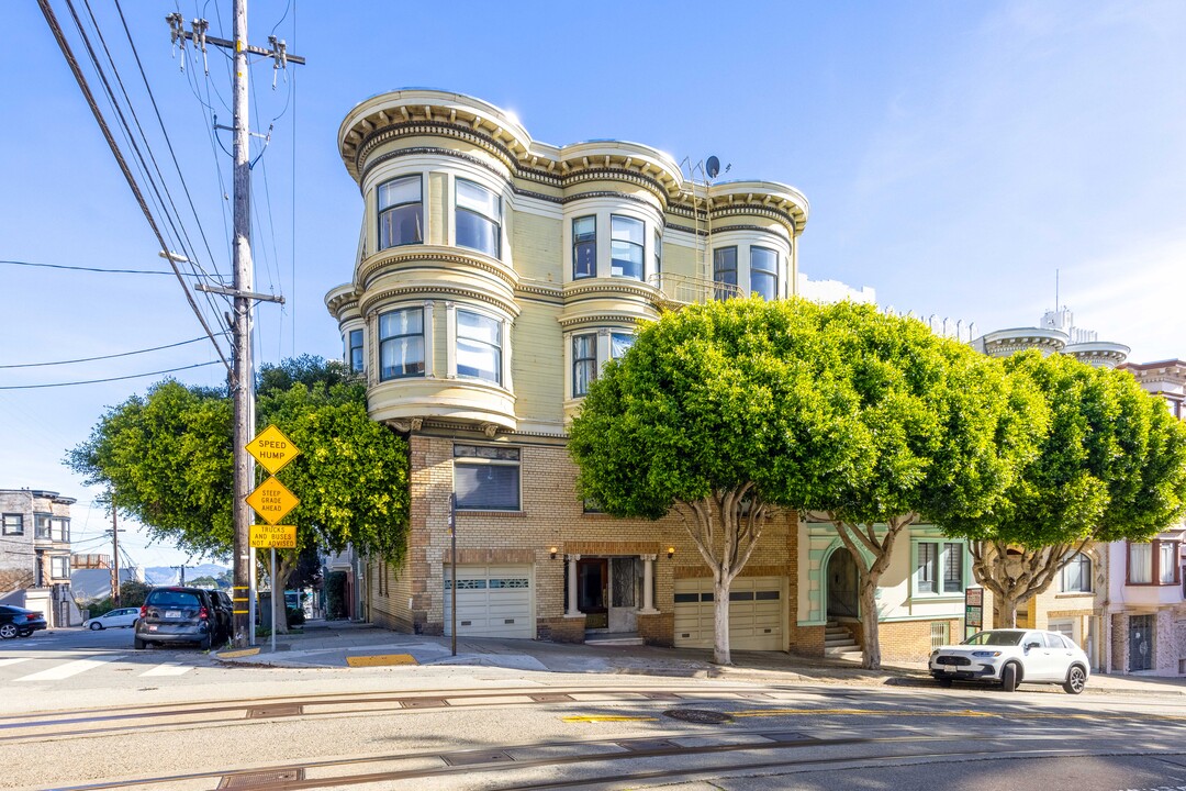 2054 Hyde St in San Francisco, CA - Building Photo