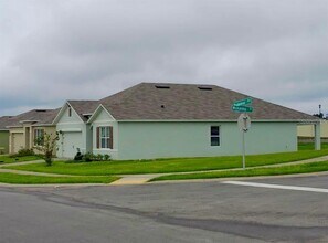 237 Meadowbrook Blvd in Winter Haven, FL - Building Photo - Building Photo