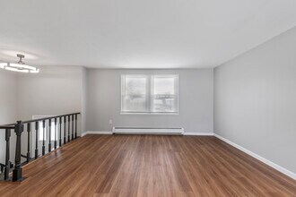 7617 Fitzpatrick Dr in Liverpool, NY - Building Photo - Building Photo