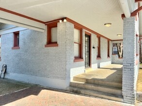 2380 Forrest Ave in Memphis, TN - Foto de edificio - Building Photo