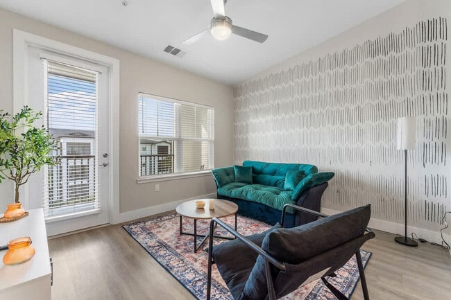 12595 Windy Pointe Lp