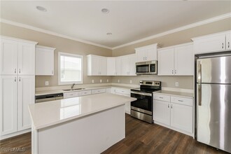 863 Grant Blvd in Lehigh Acres, FL - Building Photo - Building Photo