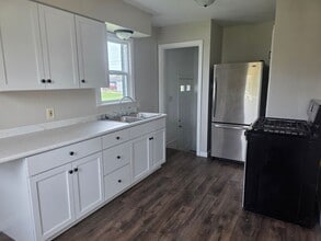 703 Concord Ave in Elkhart, IN - Building Photo - Building Photo