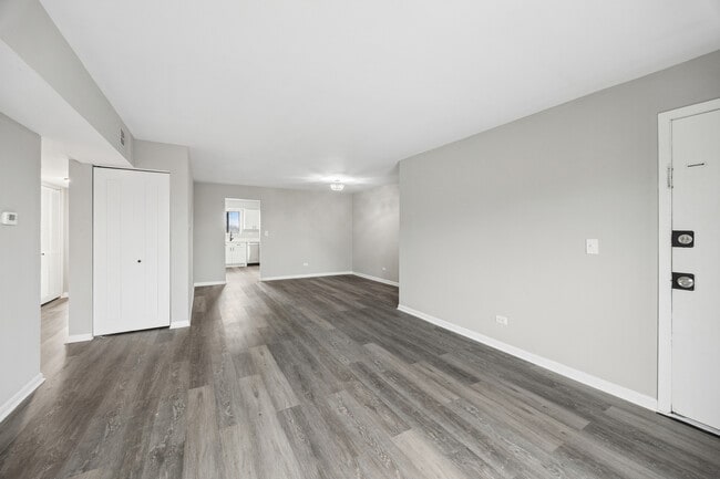 1543 Ardmore Ave in Villa Park, IL - Building Photo - Building Photo