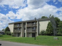 Building Photo - Remington Gardens Apartamentos in Syracuse, New York