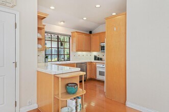 274 Calle Esperanza in Santa Barbara, CA - Building Photo - Building Photo