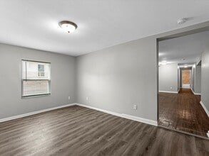 1811 39th St in Galveston, TX - Foto de edificio - Building Photo