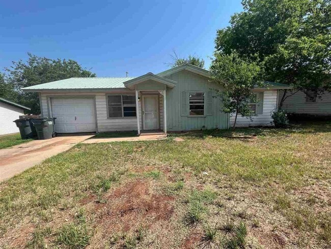 1116 Ireland St in Wichita Falls, TX - Building Photo - Building Photo