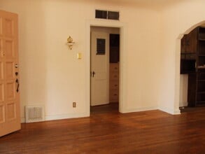 412 E Baltimore Dr in El Paso, TX - Building Photo - Building Photo
