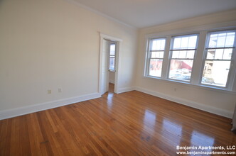 115 Kilsyth Rd, Unit 2 in Boston, MA - Building Photo - Building Photo