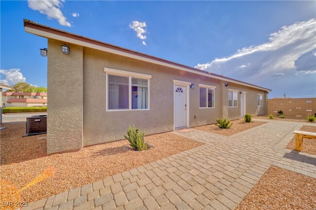 property at 1100 S Nail Crk Ct