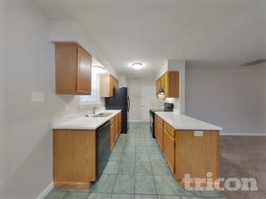 1712 Beckenbauer Ln in Indianapolis, IN - Building Photo - Building Photo