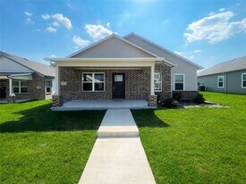 4004 Dayton Dr in Forney, TX - Building Photo