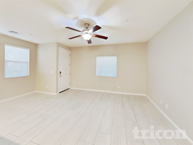 12574 W Gentle Rain Rd in Peoria, AZ - Building Photo - Building Photo