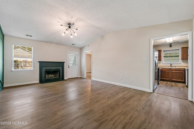 3109 Belmont Ct photo'