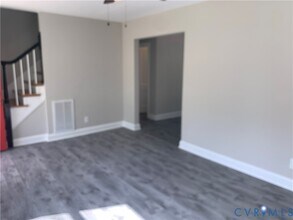 4202 Thomas Dr, Unit 03-3142 in Richmond, VA - Building Photo - Building Photo