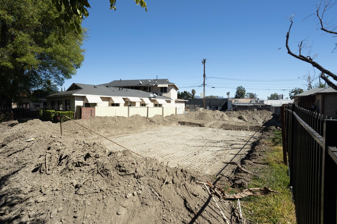 5650 Farmdale Ave in North Hollywood, CA - Foto de edificio