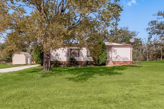 30 Allen Rd in Huntsville, TX - Building Photo - Building Photo