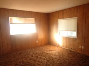 2544 Brown Rd in Inyokern, CA - Building Photo - Building Photo