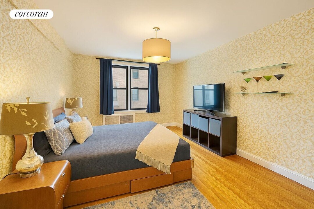 1213 Avenue Z in Brooklyn, NY - Building Photo