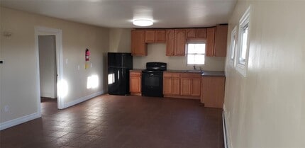 544 Broadway in Monticello, NY - Building Photo - Building Photo