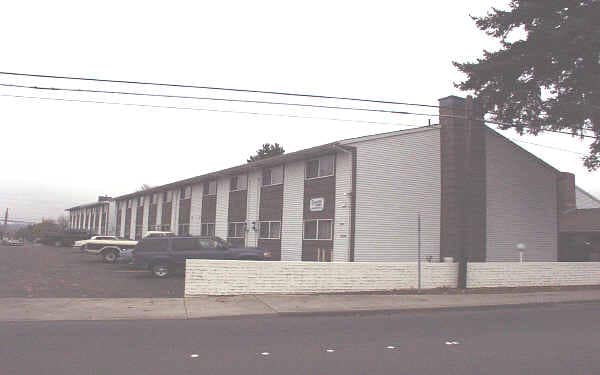 Concord Arms Apartments in Vancouver, WA - Foto de edificio - Building Photo