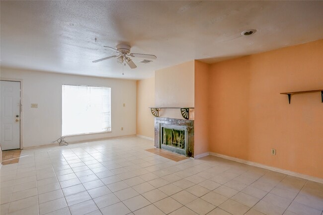 9901 Sharpcrest St in Houston, TX - Building Photo - Building Photo