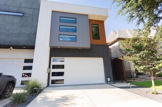 5629 Matalee Ave in Dallas, TX - Building Photo - Building Photo