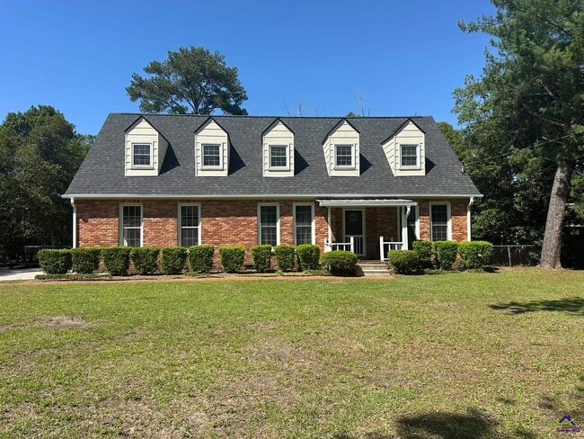 property at 103 W Point Ct