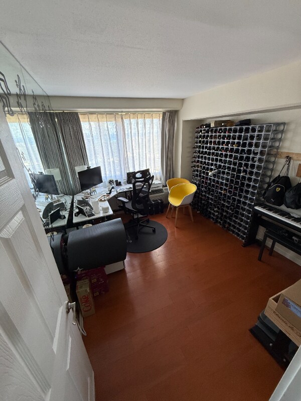 property at 2333 Kapiolani Blvd