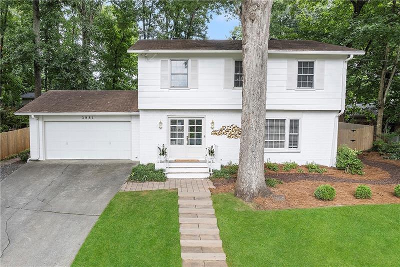 3981 Longview Dr in Chamblee, GA - Building Photo