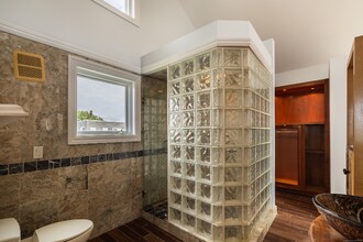 13 Richard St in Milford, CT - Building Photo - Building Photo