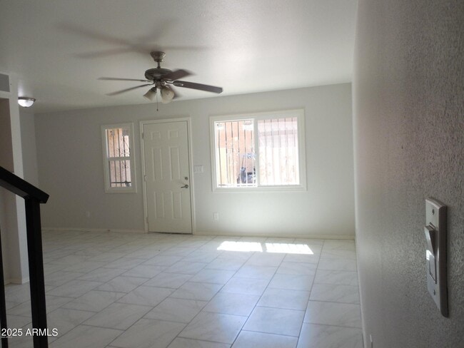 property at 4712 E Broadway Rd