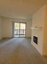 259 N Capitol Ave, Unit 215 in San Jose, CA - Building Photo
