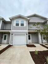 1770 Jakes Dr in Panama City, FL - Building Photo