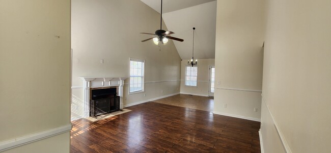 2969 Brewster Drive in Clarksville, TN - Building Photo - Building Photo