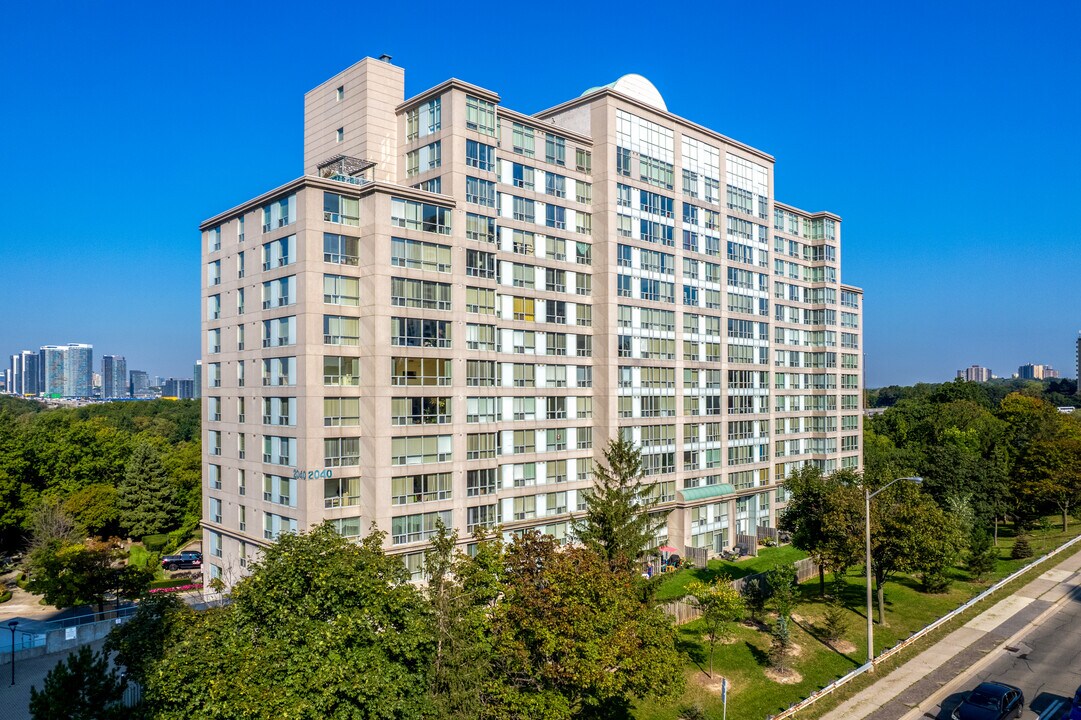 Labourers Local 183 Co-op in Toronto, ON - Building Photo