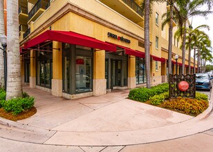 250 Altara Ave in Coral Gables, FL - Building Photo - Building Photo