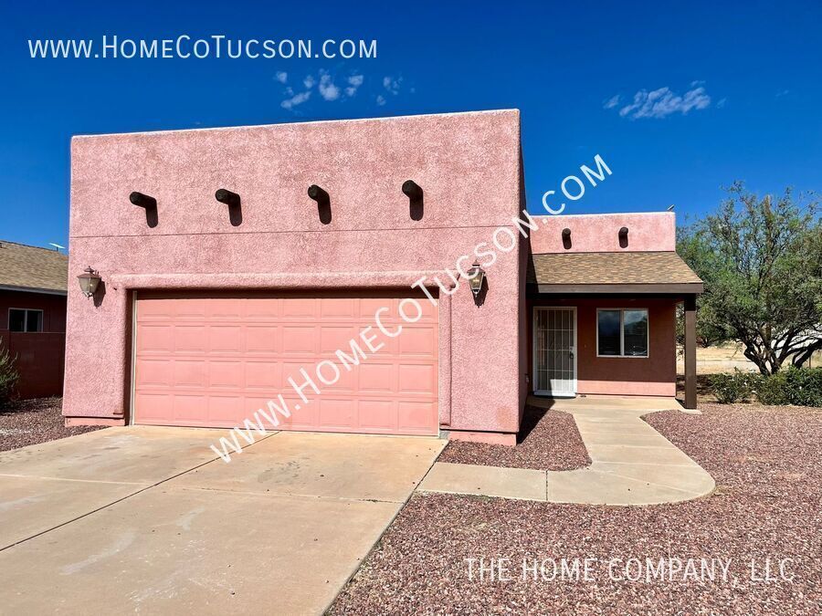 10076 S Honeysuckle Dr in Hereford, AZ - Foto de edificio