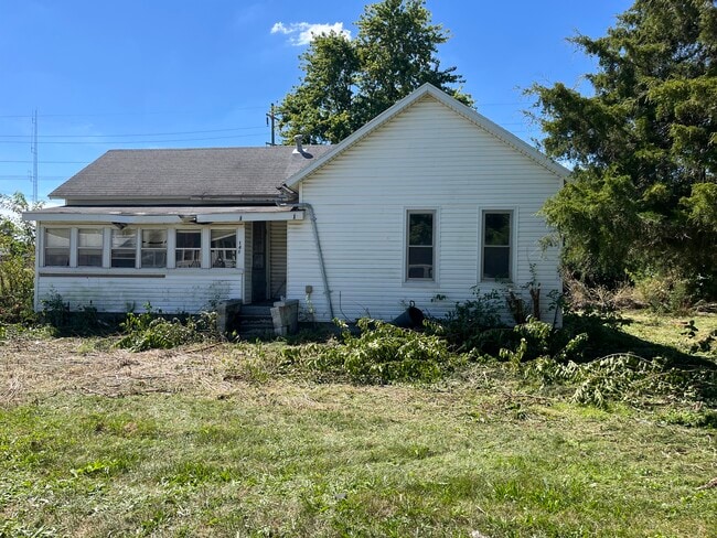 property at 145 S Donovan St