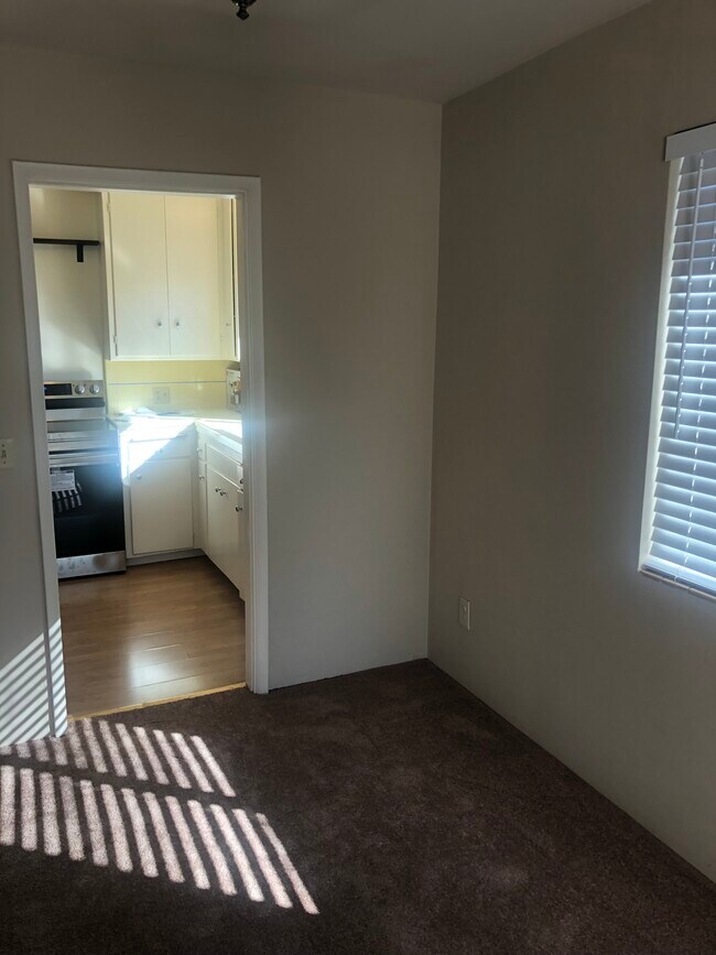 912 Roosevelt St in Monterey, CA - Building Photo - Building Photo