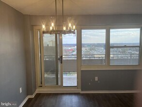 1407 Barclay Towers in Cherry Hill Township, NJ - Building Photo - Building Photo