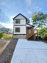 108 Tracy Ave in Asheville, NC - Building Photo - Building Photo