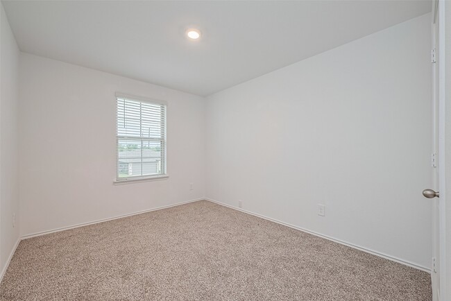 12518 Pelican Bay Dr