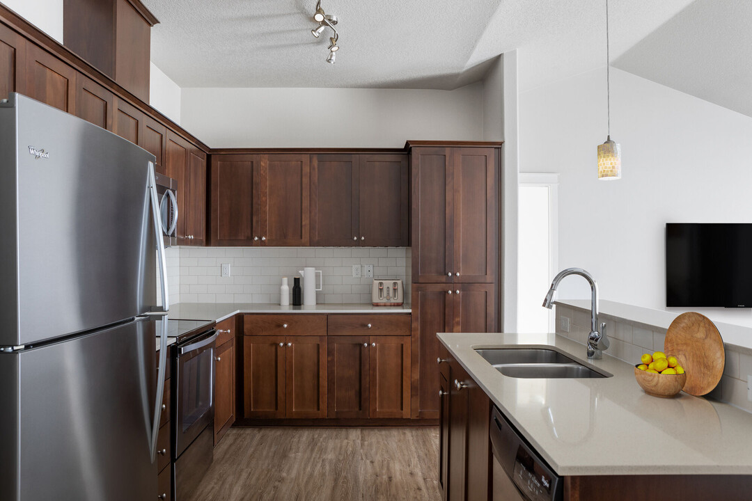 Springville Oaks in Portland, OR - Foto de edificio