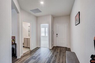 9817 Gooseneck Dr in Krugerville, TX - Building Photo - Building Photo