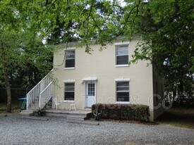 2983A Smith St in Marianna, FL - Building Photo