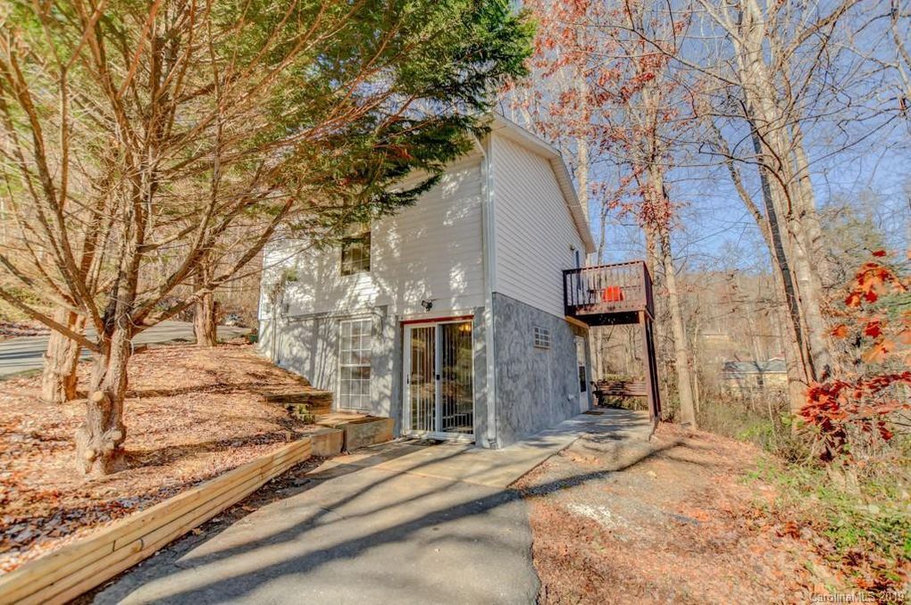 226 Westwood Ave in Swannanoa, NC - Building Photo