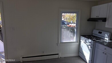 513 Prospect Ave in Asbury Park, NJ - Building Photo - Building Photo